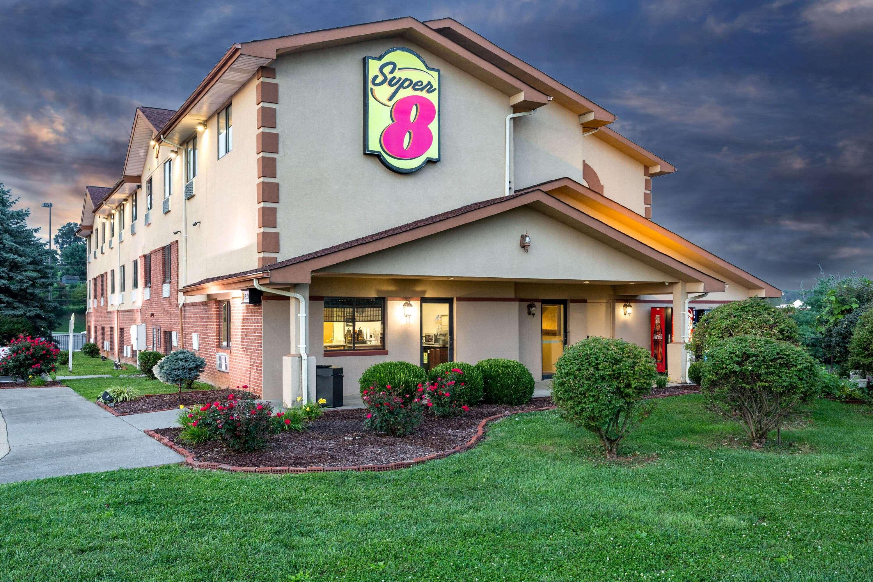 Hotel Super 8 By Wyndham Abingdon Va Exterior foto